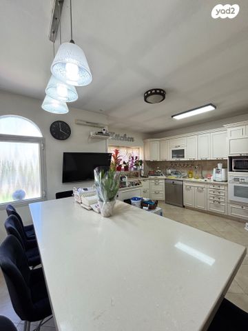 בית פרטי/ קוטג', שאר העיר, עומר