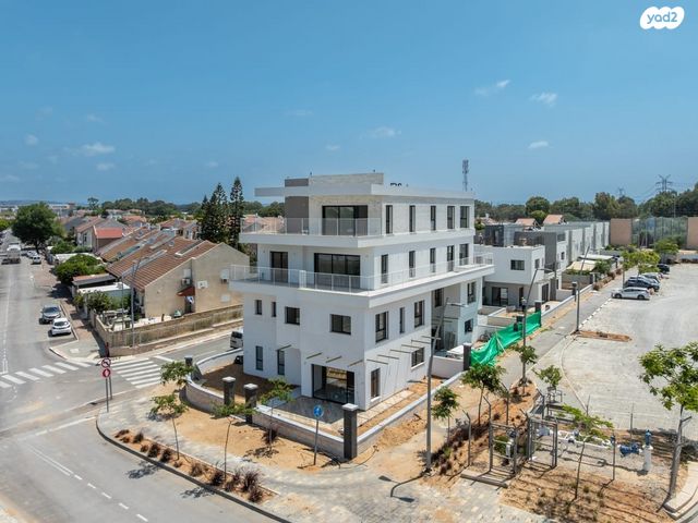 גג/ פנטהאוז, אור ים, אור עקיבא