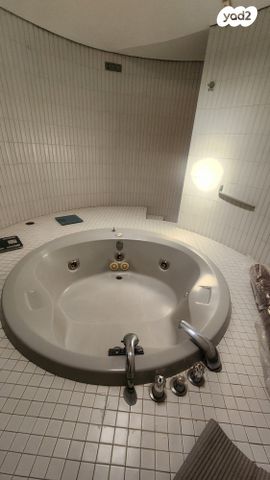 בית פרטי/ קוטג', רמת חן, רמת גן