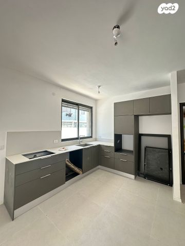 דירת גן, גוש עציון, יד אליהו, תל אביב יפו