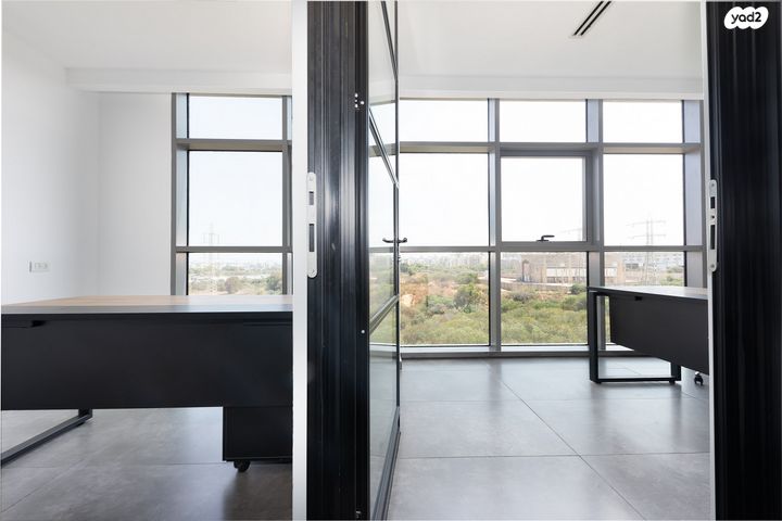 משרדים, נח מוזס, מב"ת מערב, אזור תעשייה חדש, ראשון לציון