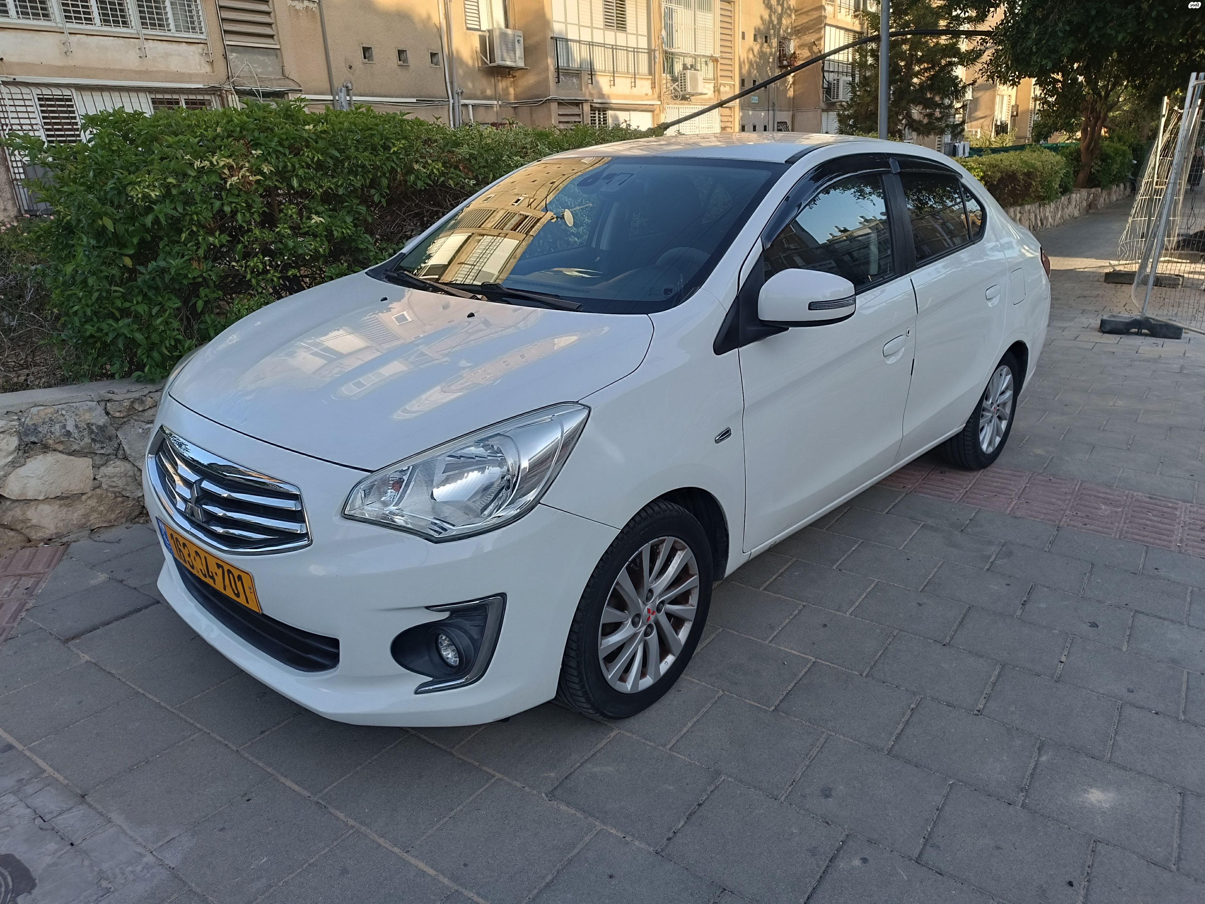 מודעת רכב מיצובישי אטראז'
