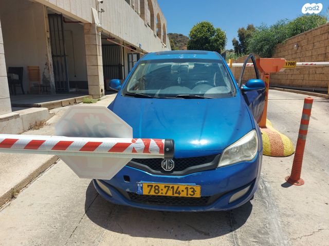 מודעת רכב אם ג'י 350