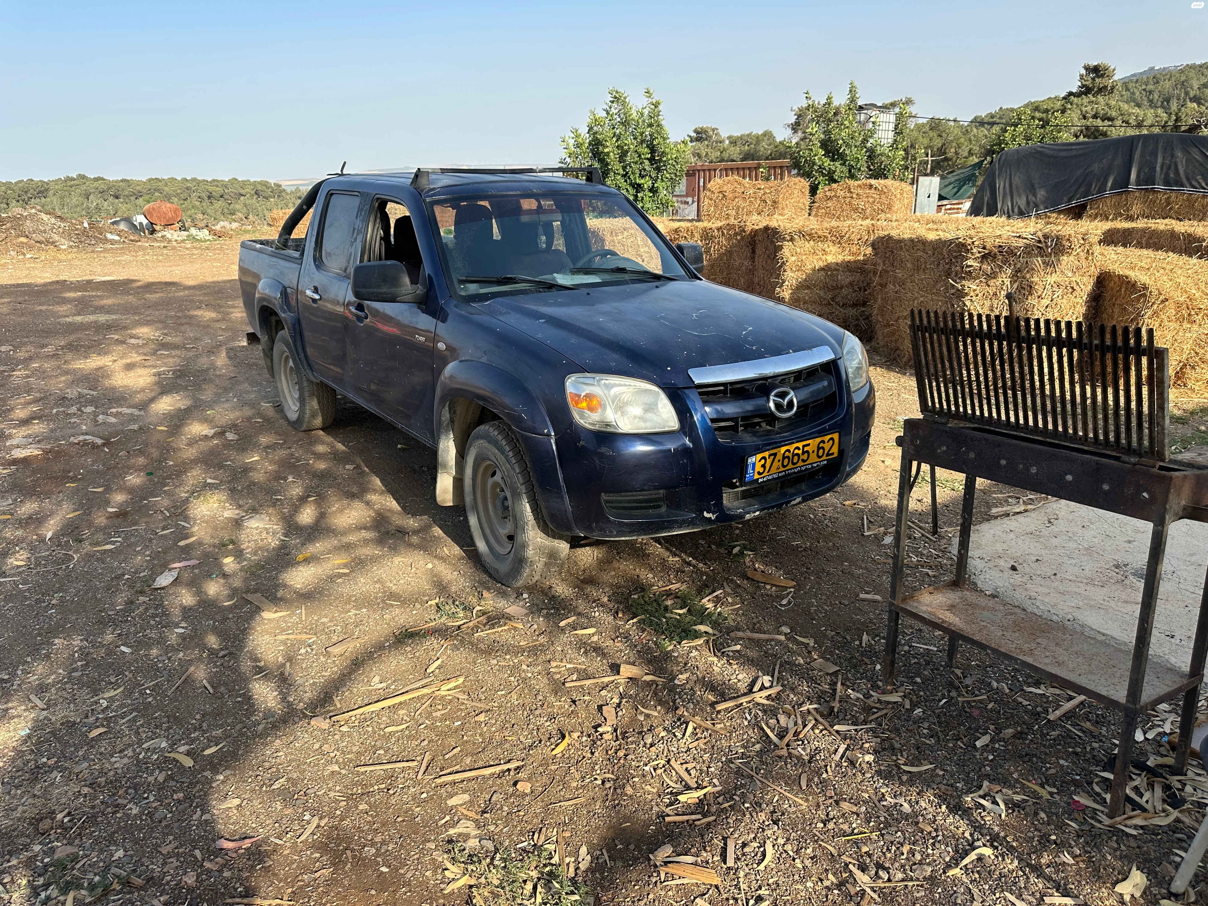 מודעת רכב מאזדה BT-50