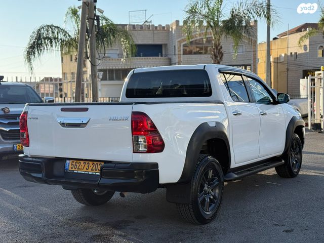 טויוטה היילקס