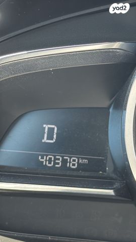 מודעת רכב מאזדה CX-3
