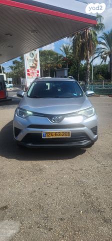 מודעת רכב טויוטה RAV4