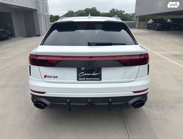 אאודי RS Q8