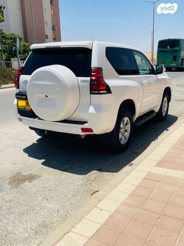 טויוטה לנד קרוזר