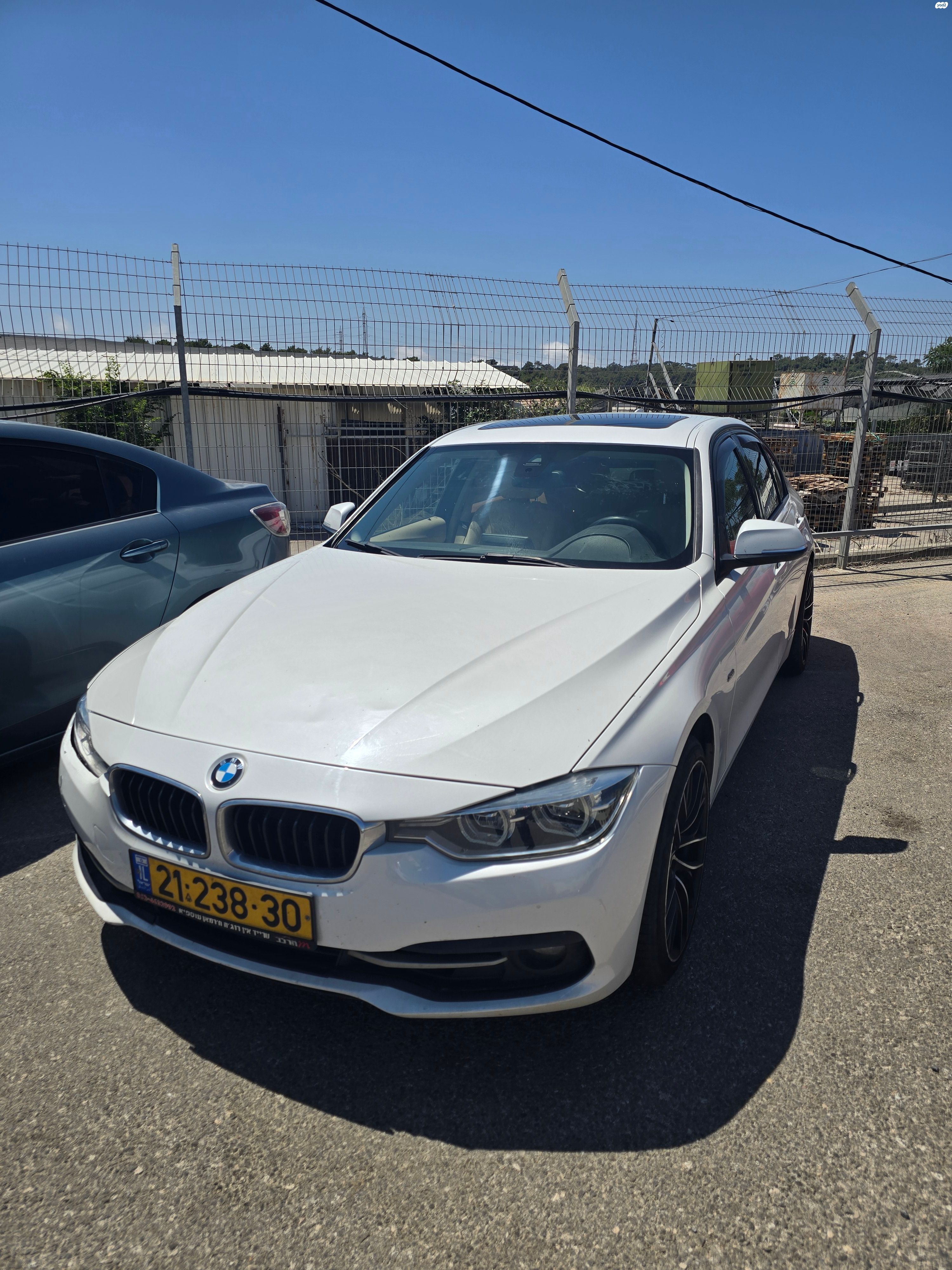 מודעת רכב ב מ וו סדרה 3