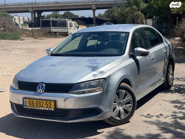 מודעת רכב פולקסווגן ג'טה 