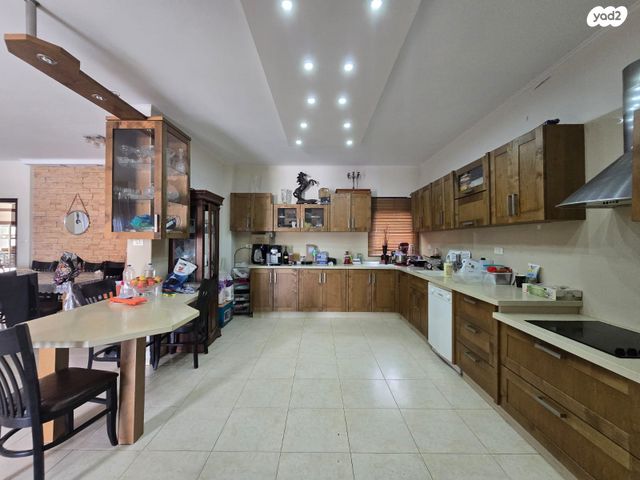 בית פרטי/ קוטג', כ"ט בנובמבר, בית אליעזר, חדרה