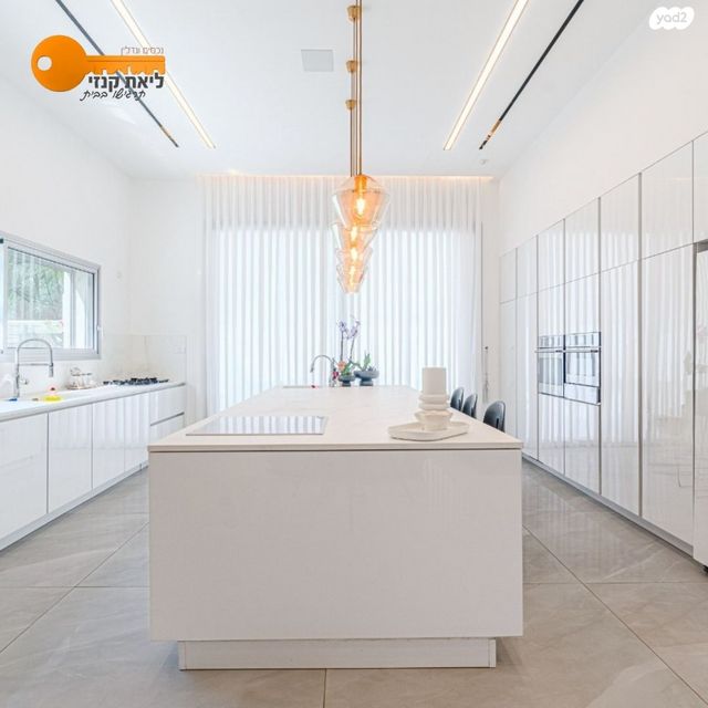 בית פרטי/ קוטג', אחוזם