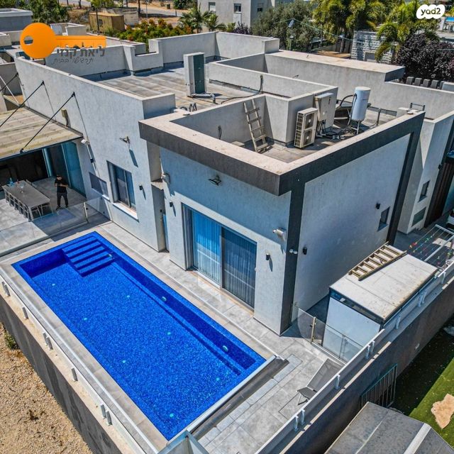 בית פרטי/ קוטג', אחוזם