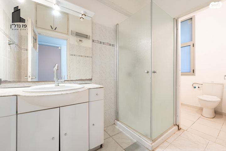 דירה, ארלוזורוב, גבעתיים