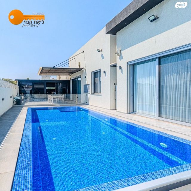 בית פרטי/ קוטג', אחוזם