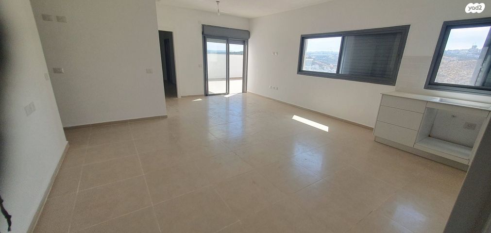 דירה, עורי צפון, אלקנה