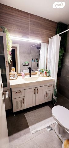 דירה, הנגב 40, רובע ג', אריאל