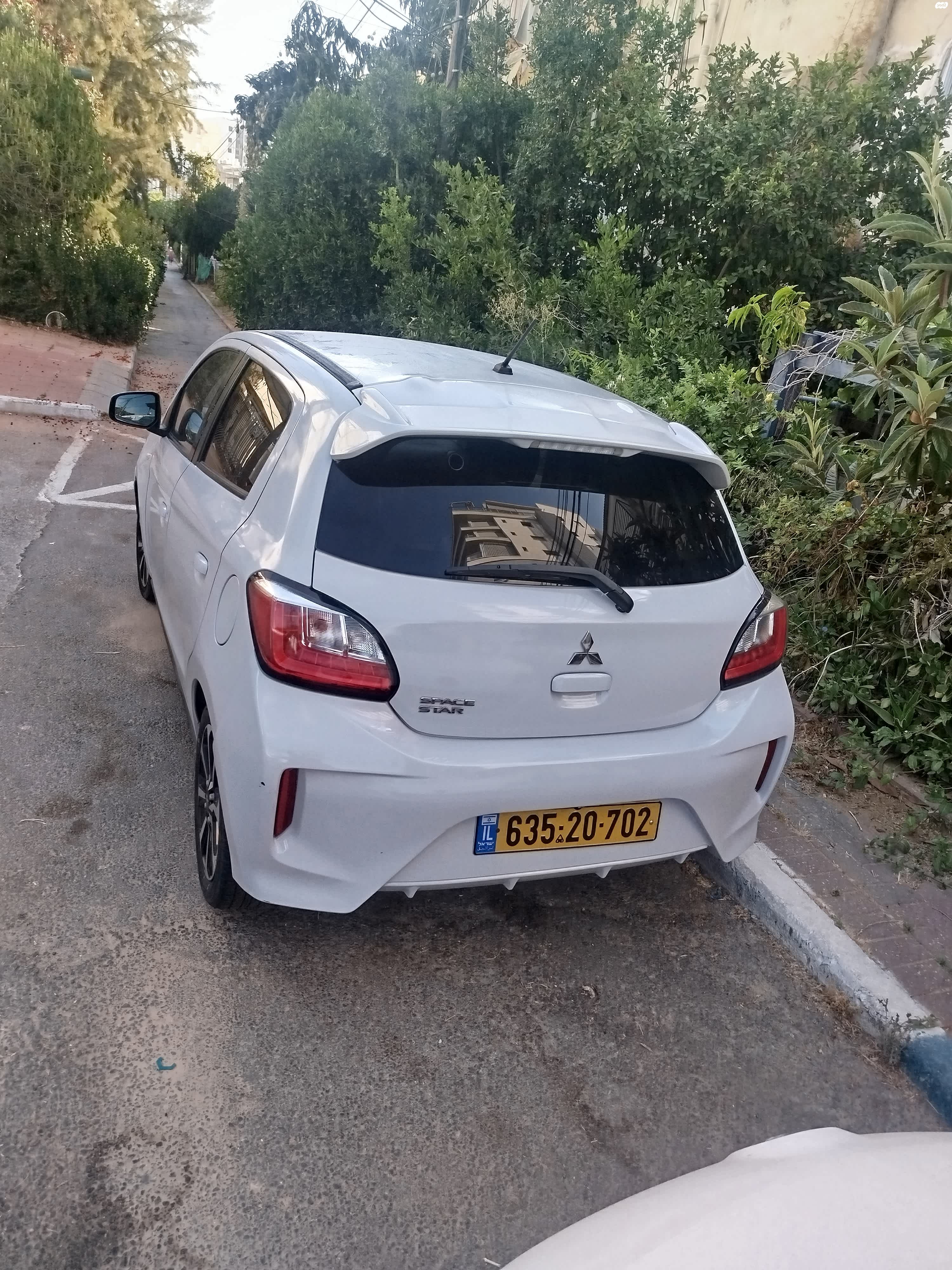 מודעת רכב מיצובישי ספייס סטאר