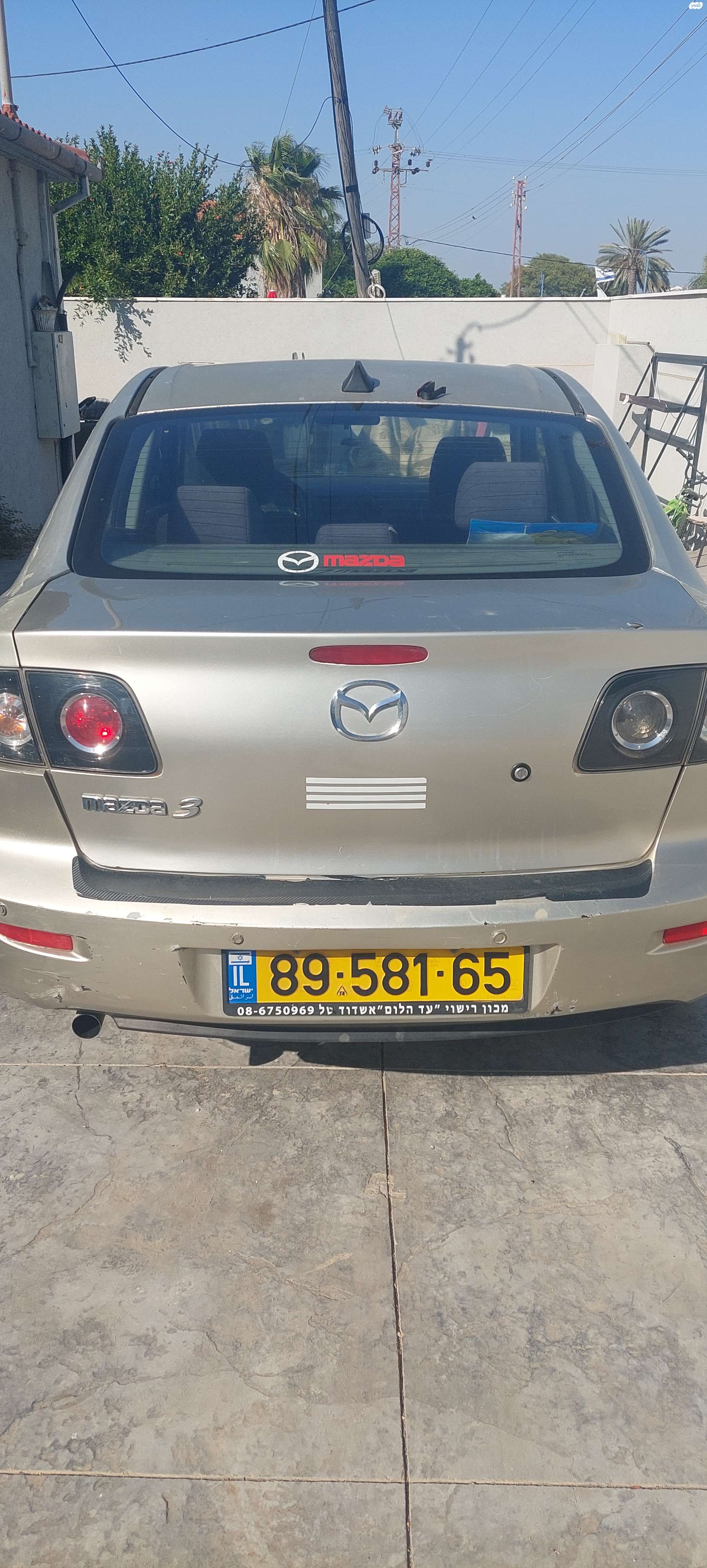 מודעת רכב מאזדה 3