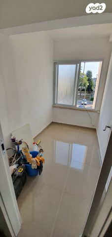 דירה, יחזקאל 87, עמידר, פרדס חנה כרכור