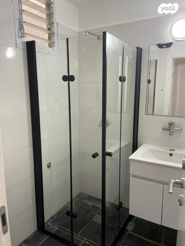 דירה, יחזקאל 87, עמידר, פרדס חנה כרכור