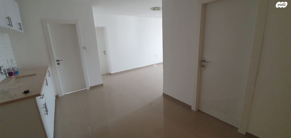 דירה, יחזקאל 87, עמידר, פרדס חנה כרכור