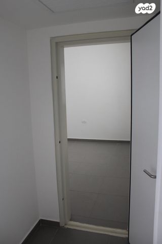 דירה, דן שומרון 3, הרצליה הירוקה, נווה עובד, הרצליה