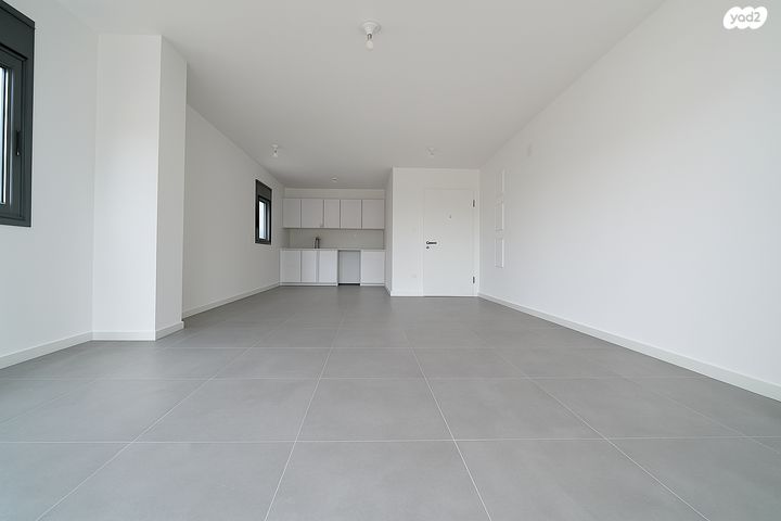 דירה, משה רינת, קרית רבין, חולון