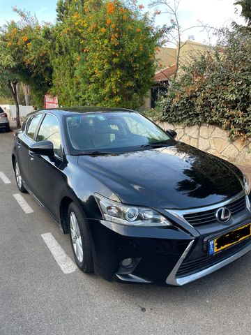 מודעת רכב לקסוס CT