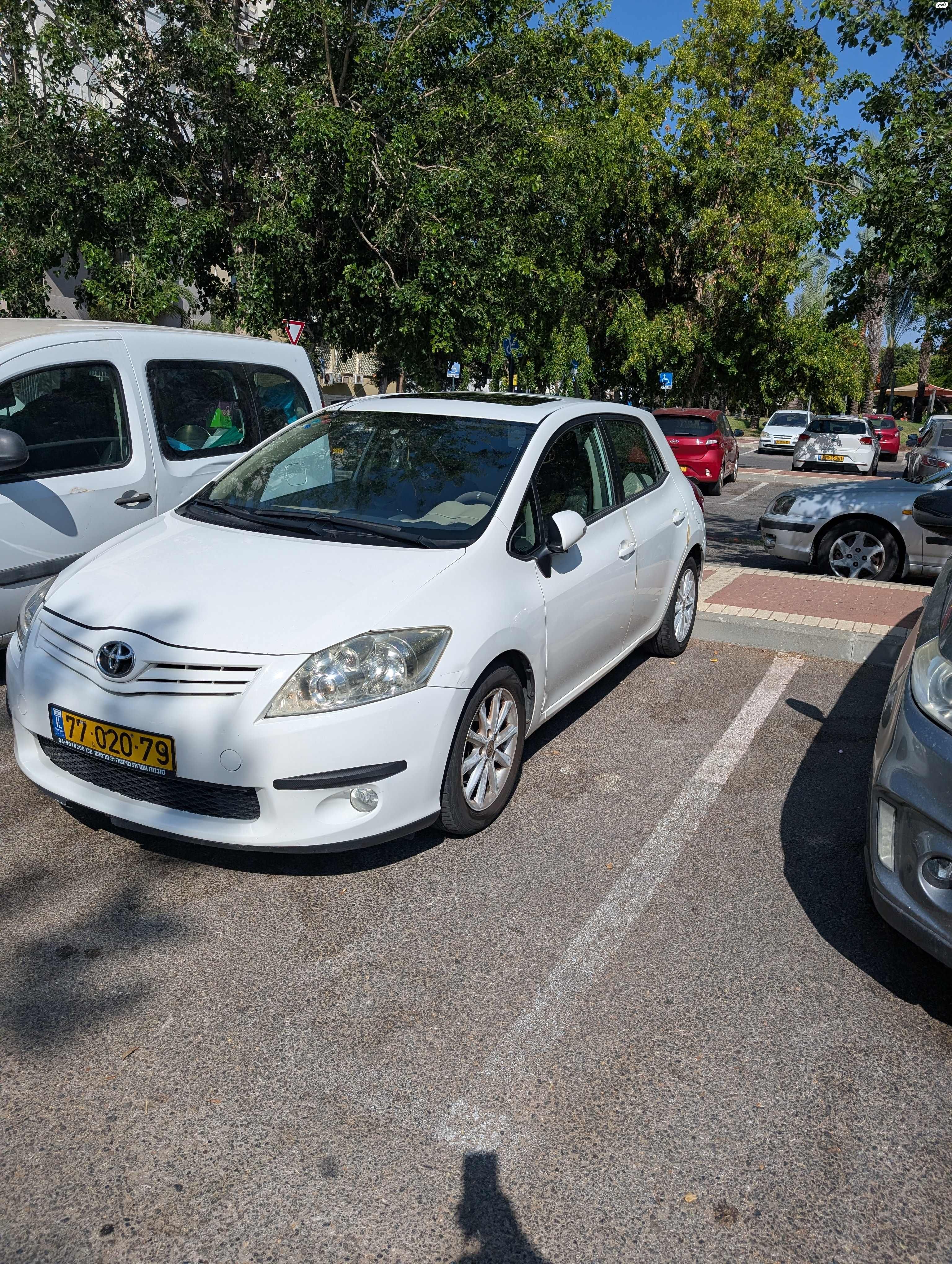 מודעת רכב טויוטה אוריס