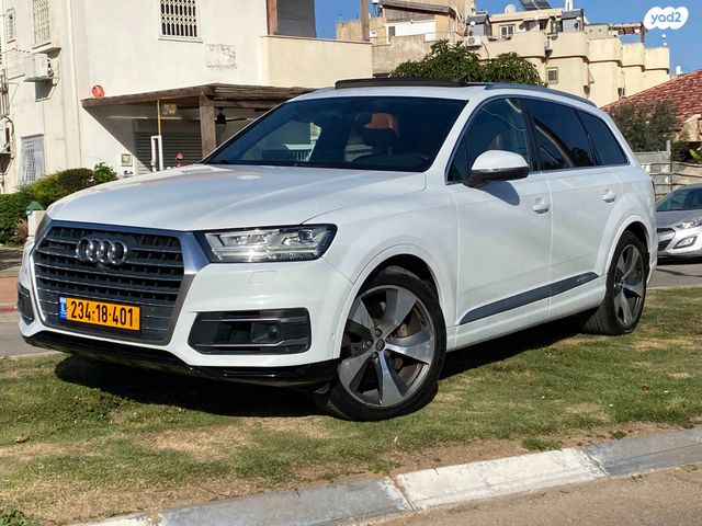 אאודי Q7