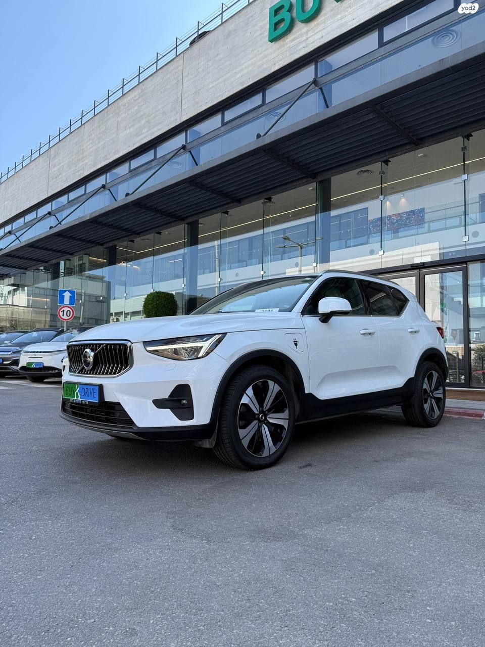 מודעת רכב וולוו XC40