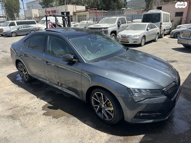 מודעת רכב סקודה סופרב