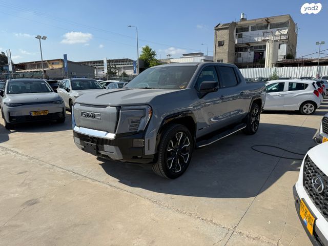 מודעת רכב ג'י.אם.סי סיירה EV  