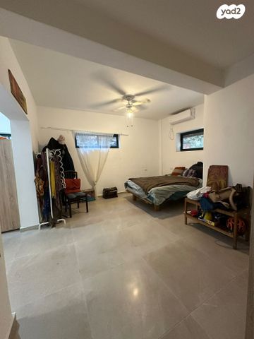 דירה, שרל לוץ, בת גלים, חיפה