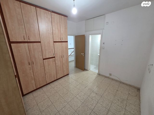 דירת גן, בעל שם טוב, מרכז העיר, קרית אתא