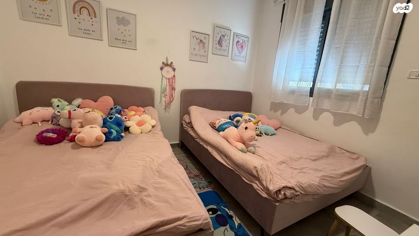 דירת גן, מצדה, אורנים, מעלות תרשיחא