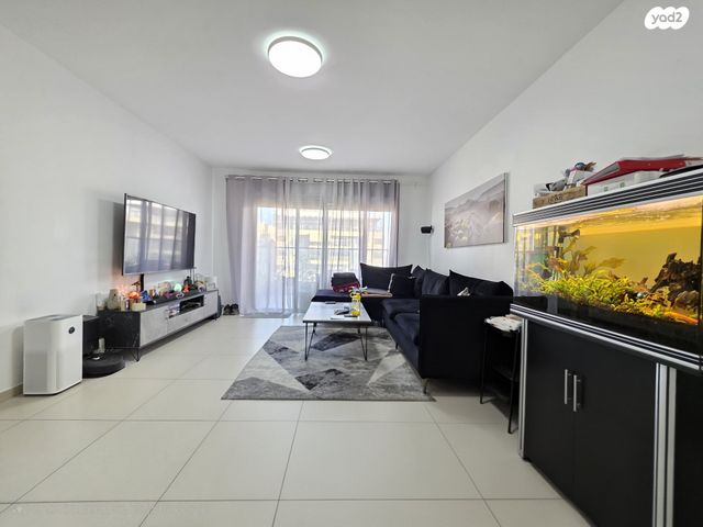 דירה, כרמי גת, קרית גת