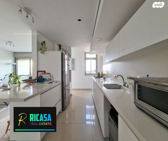 דירה, קרית ויצמן, רעננה