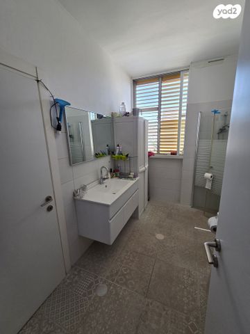 דירה, ארלוזורוב, שעריים, רחובות