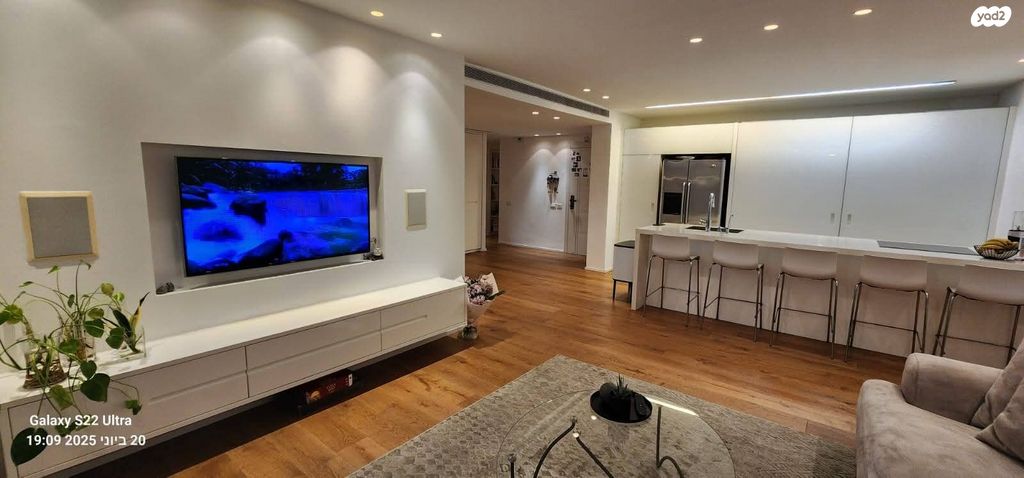 דירת גן, נס ציונה