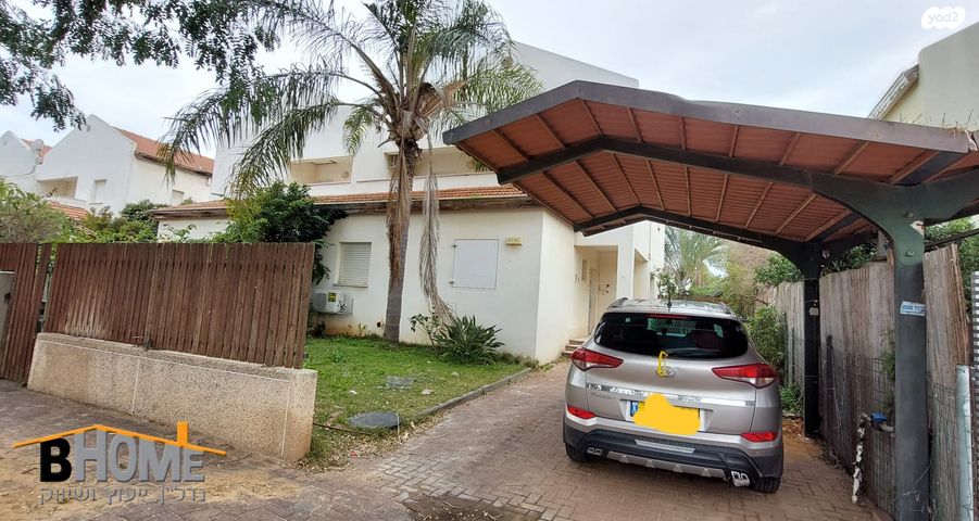 ההדרים 15