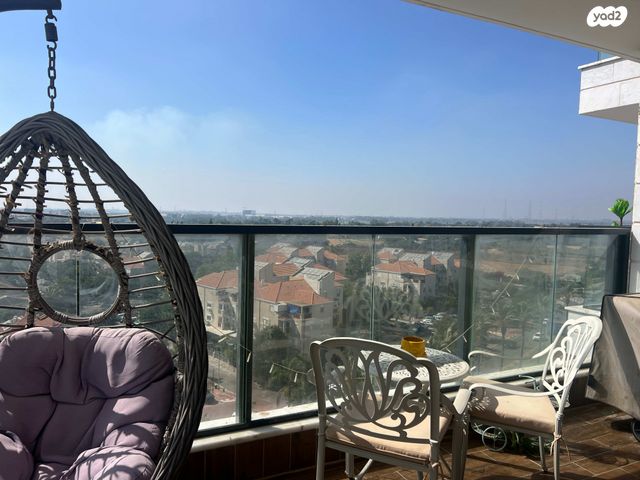 דירה, הכרמל, נאות שז"ר, יבנה