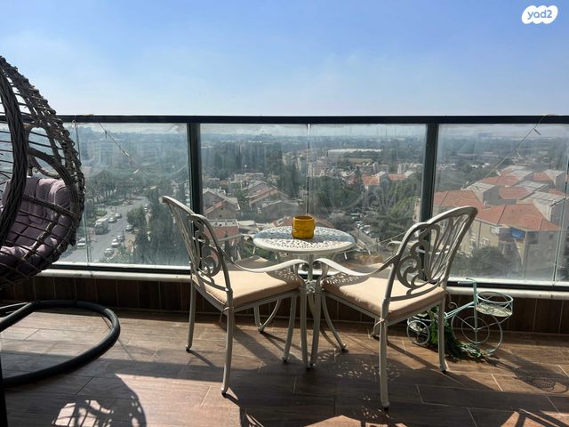 דירה, הכרמל, נאות שז"ר, יבנה