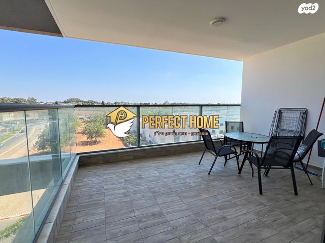 דירה, אהבת אדם, שרונה, כפר יונה