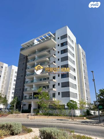 דירה, אהבת אדם, שרונה, כפר יונה