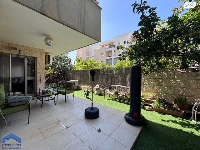 דירת גן, תכלת, אבני חן, מודיעין מכבים רעות