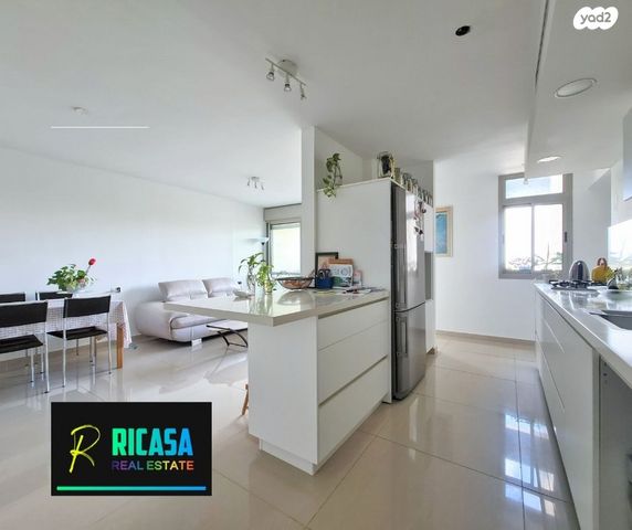 דירה, קרית ויצמן, רעננה