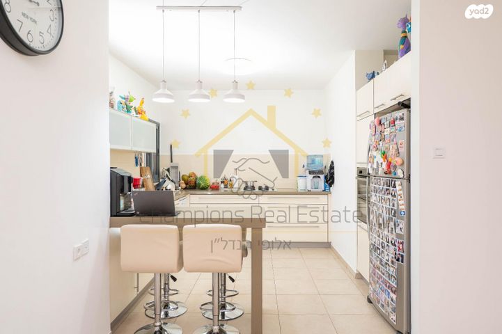 דירה, שבט, קרית השרון, נתניה